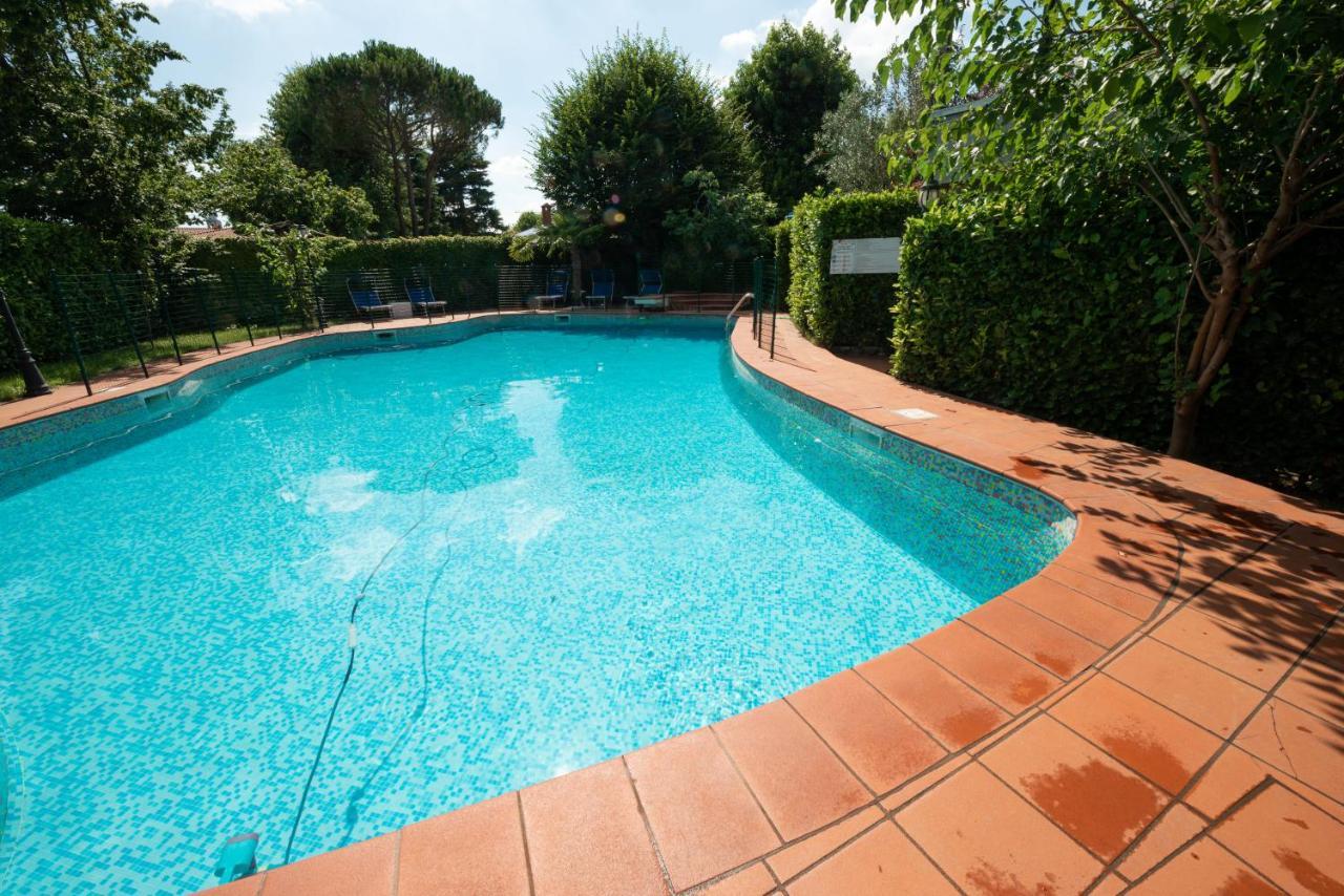 B&B Family First Capriate San Gervasio Exterior photo